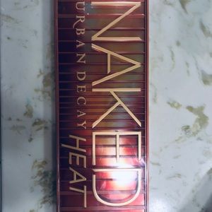 Urban Decay Naked Heat Palette